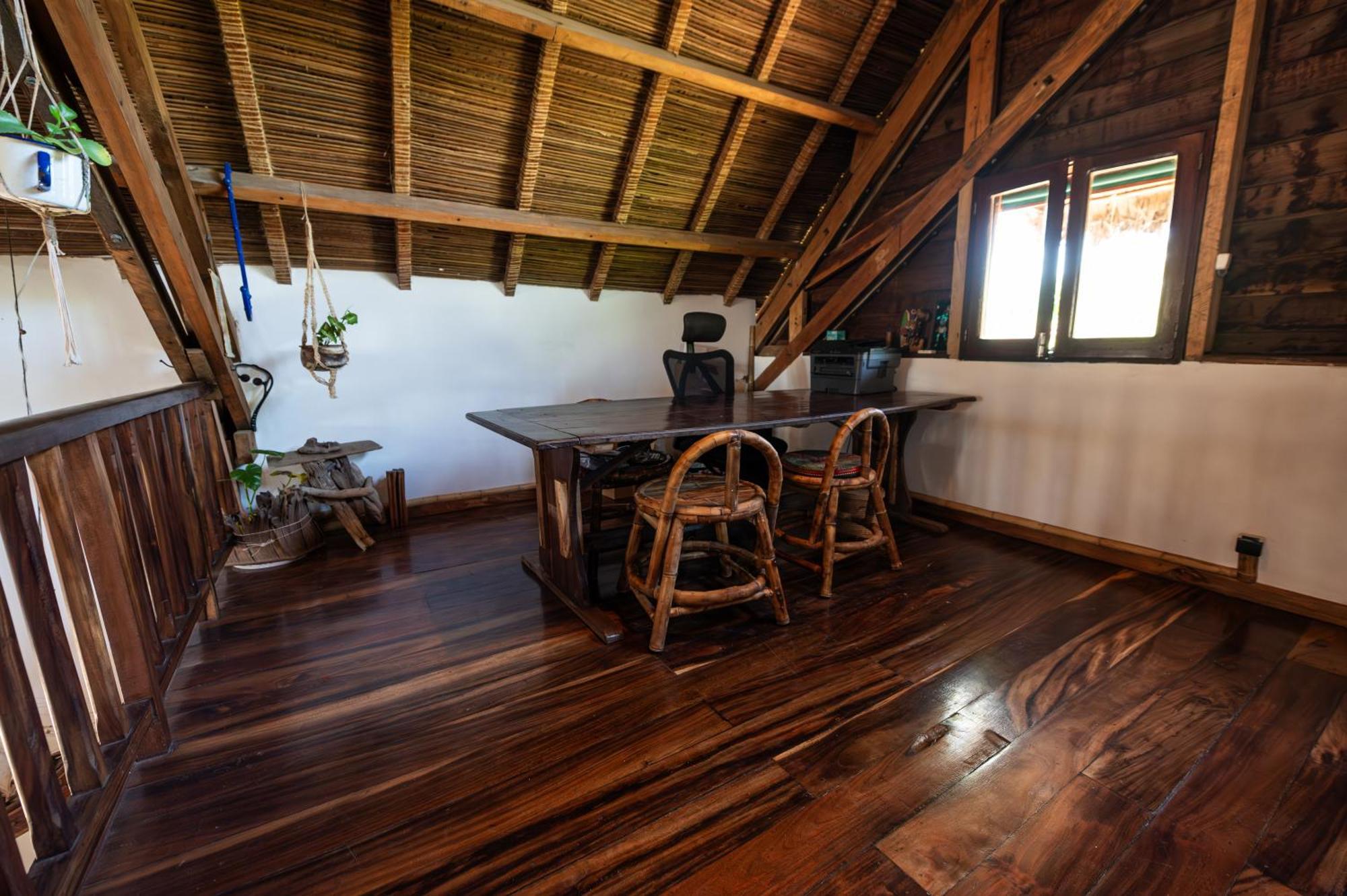 Shambala Madagascar: Beachfront Lodge And Adventures Ambolobozo Bagian luar foto